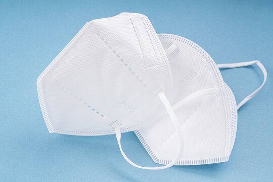 個人防護與居家必備 N95口罩與退燒用品的重要角色